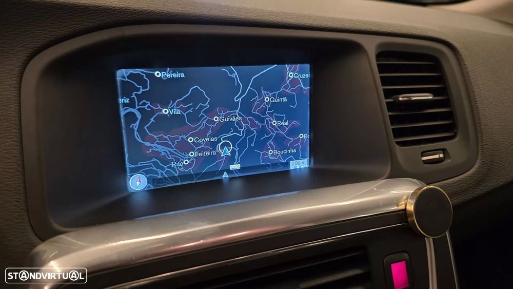 Volvo V60 1.6 D2 Momentum Eco - 43