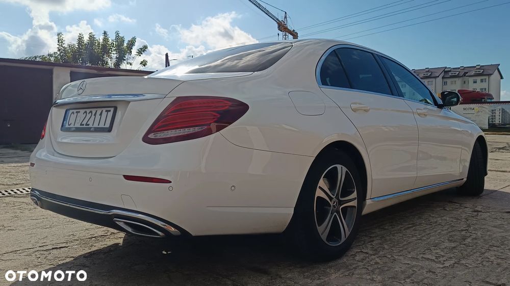 Mercedes-Benz Klasa E 220 d 9G-TRONIC - 13
