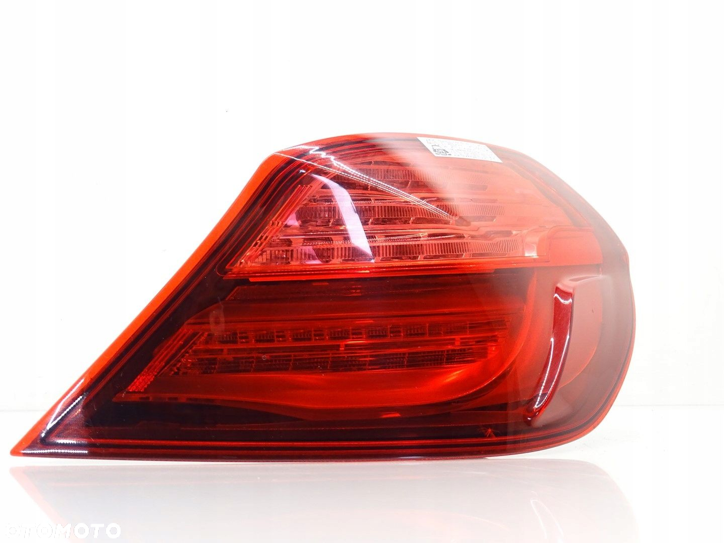 LAMPA LED PRAWY TYŁ PRAWA TYLNA W BŁOTNIK BMW 6 F06 F12 F13 7210576 - 2