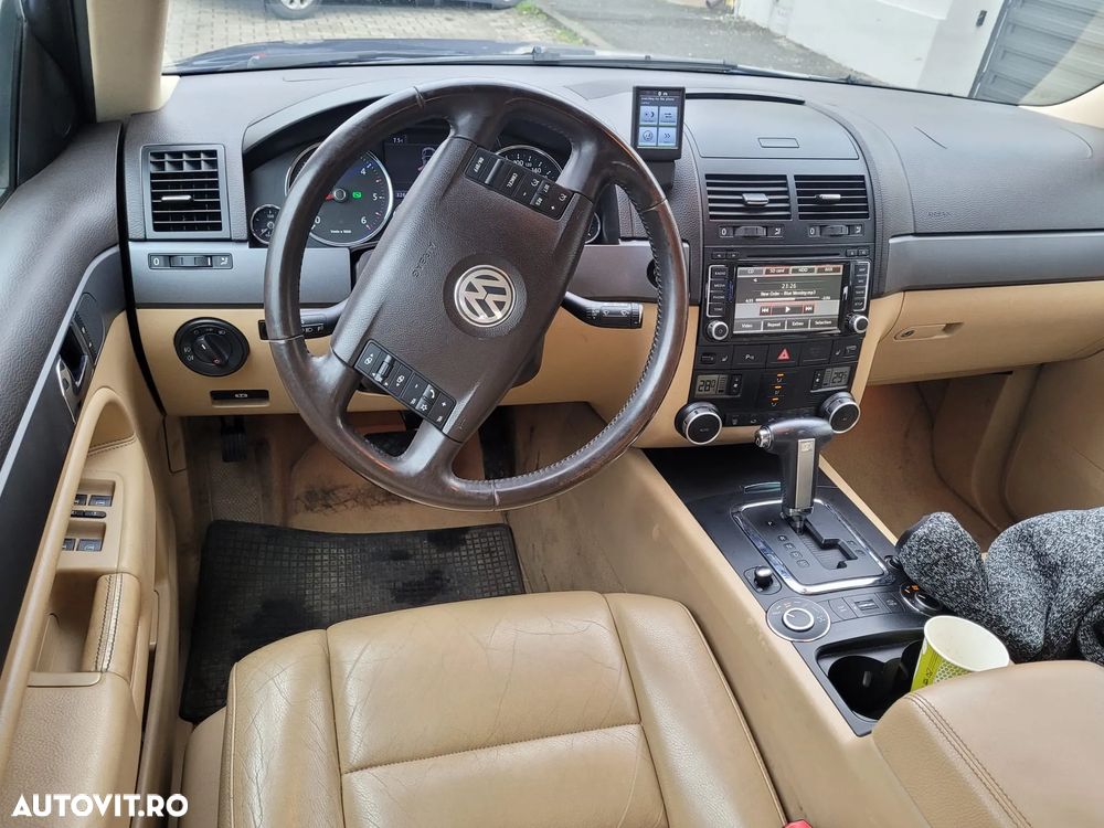 Volkswagen Touareg - 3