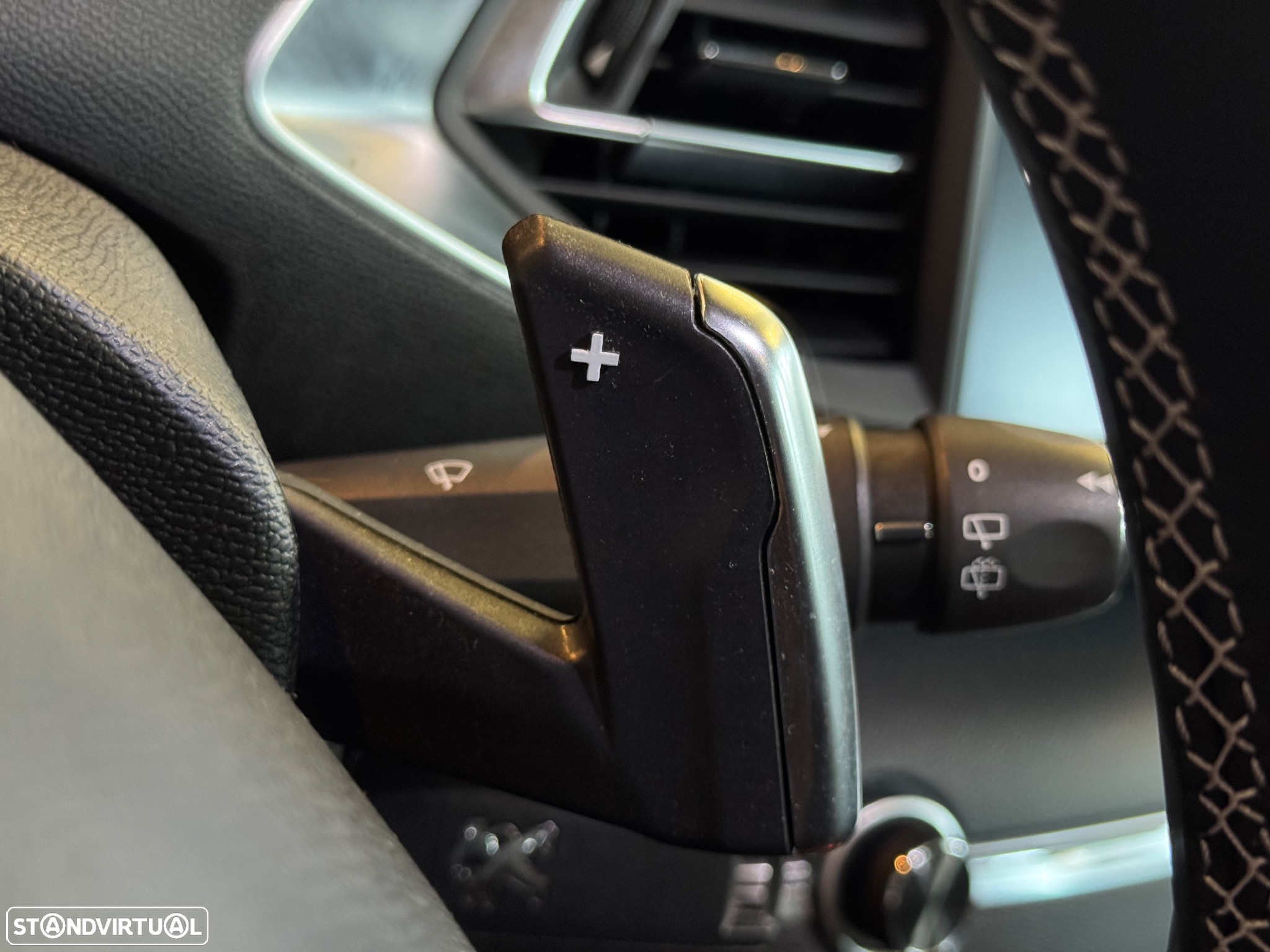 Peugeot 308 SW BlueHDi 130 EAT8 Style - 12