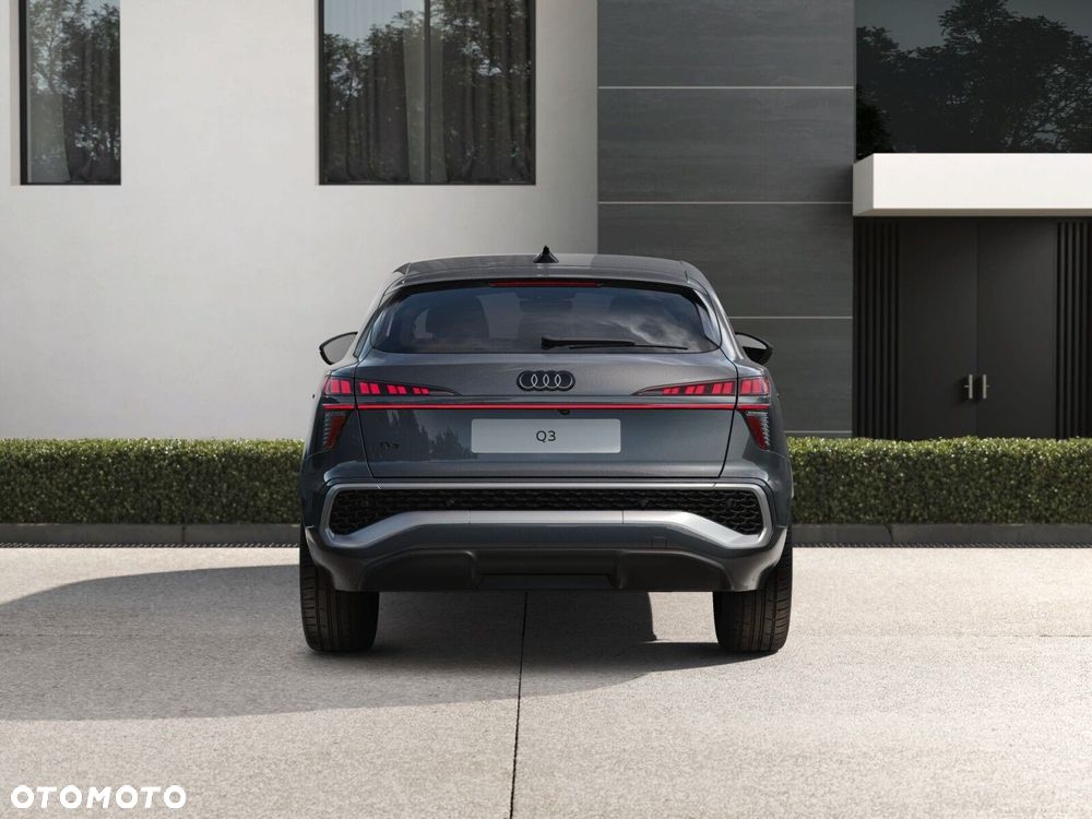 Audi Q3 Sportback - 4