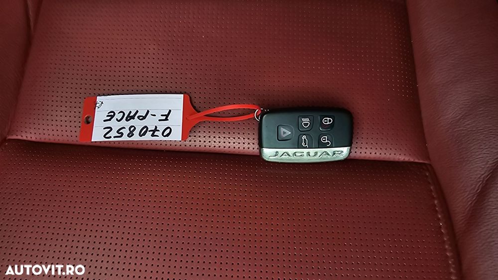 Jaguar F-Pace 30d AWD R-Sport - 21