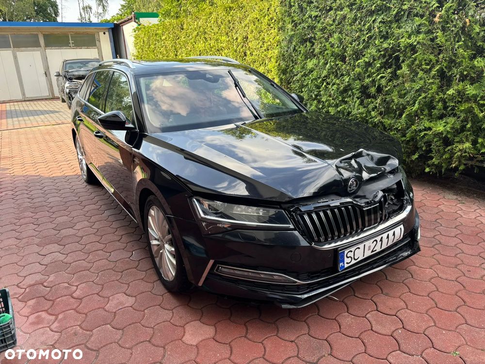 Skoda Superb 2.0 TDI SCR 4x4 L&K DSG - 1