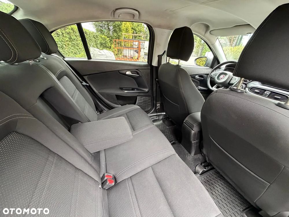 Fiat Tipo 1.4 16v Lounge EU6d - 27