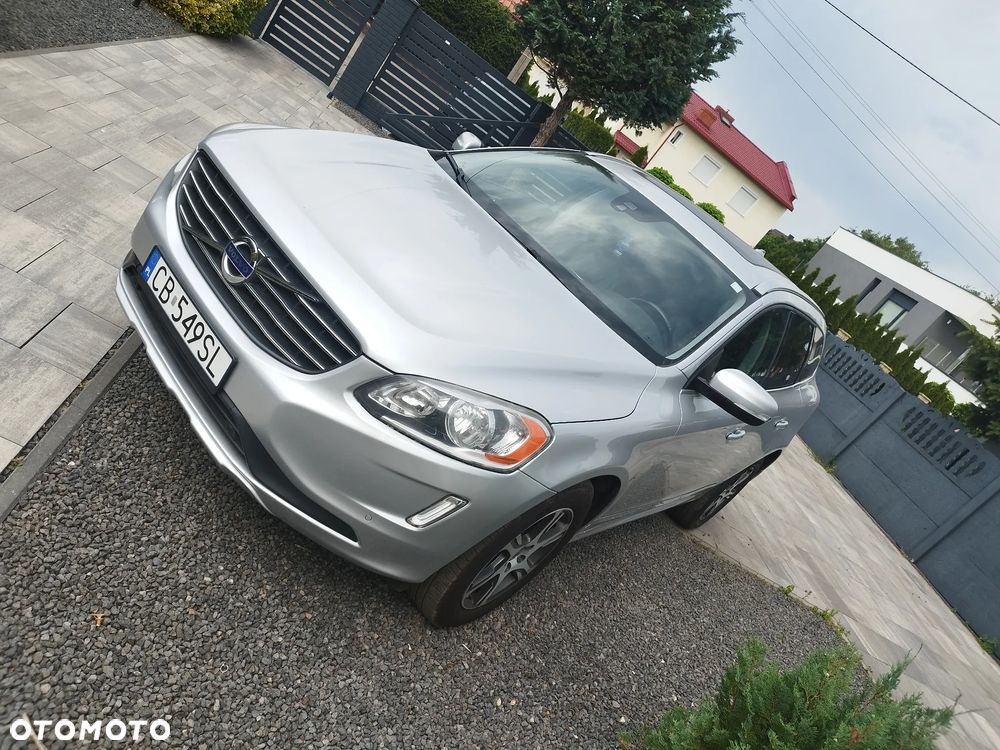 Volvo XC 60 T6 AWD Momentum - 4