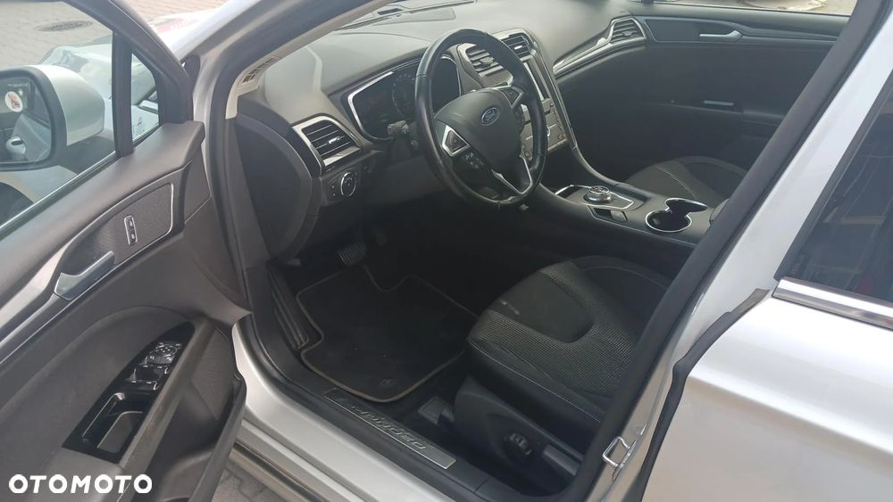 Ford Mondeo 2.0 EcoBlue Titanium - 14