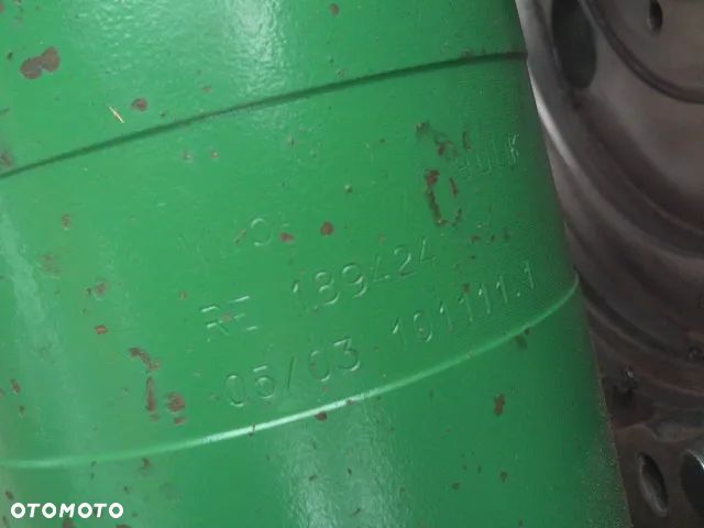 Siłownik podnośnika 100mm John Deere 7720 - 6