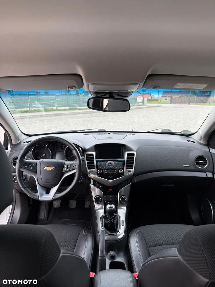 Chevrolet Cruze 1.4T LTZ - 15