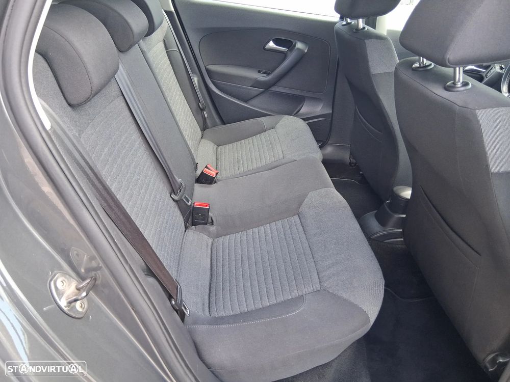 VW Polo 1.2 Confortline - 12