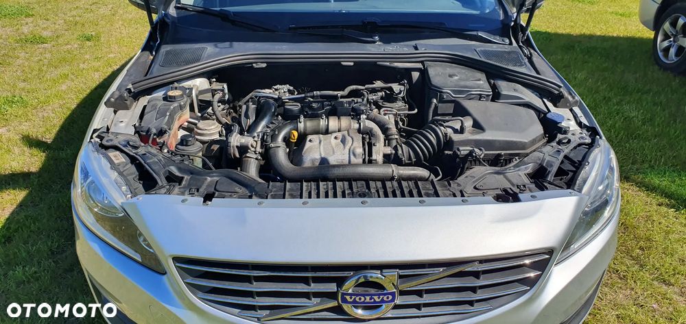 Volvo V60 D2 Geartronic Powershift Edition Pro - 17