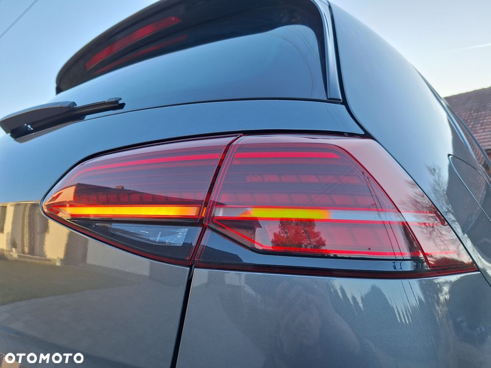 Volkswagen Golf 1.5 TSI ACT (BlueMotion Technology) DSG Highline - 23