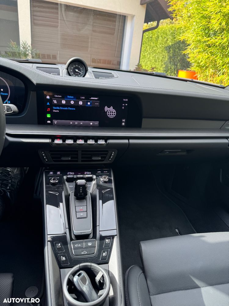 Porsche 911 Carrera PDK - 27