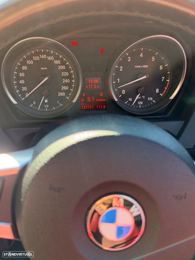 BMW Z4 23 i - 22