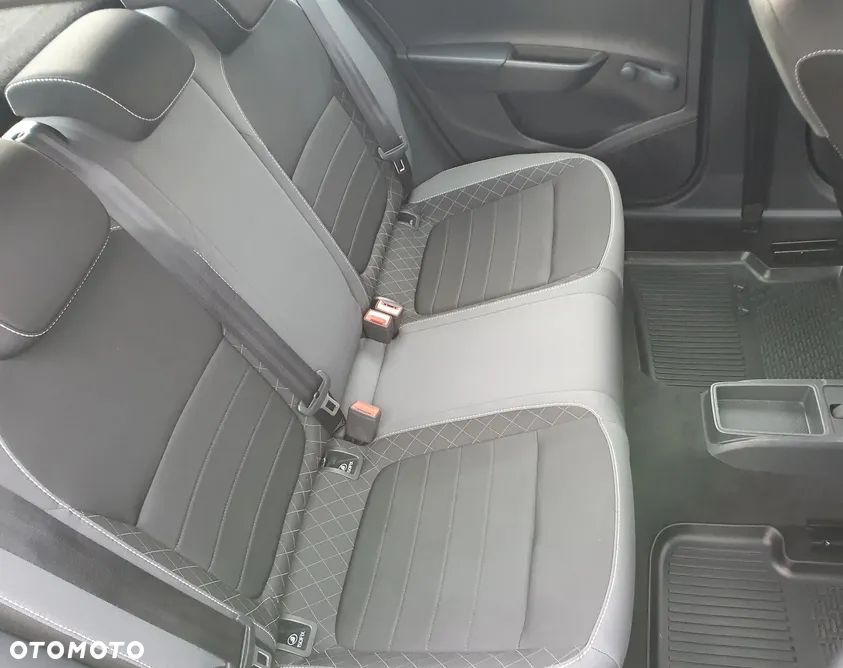 Skoda Fabia 1.0 TSI Ambition - 12