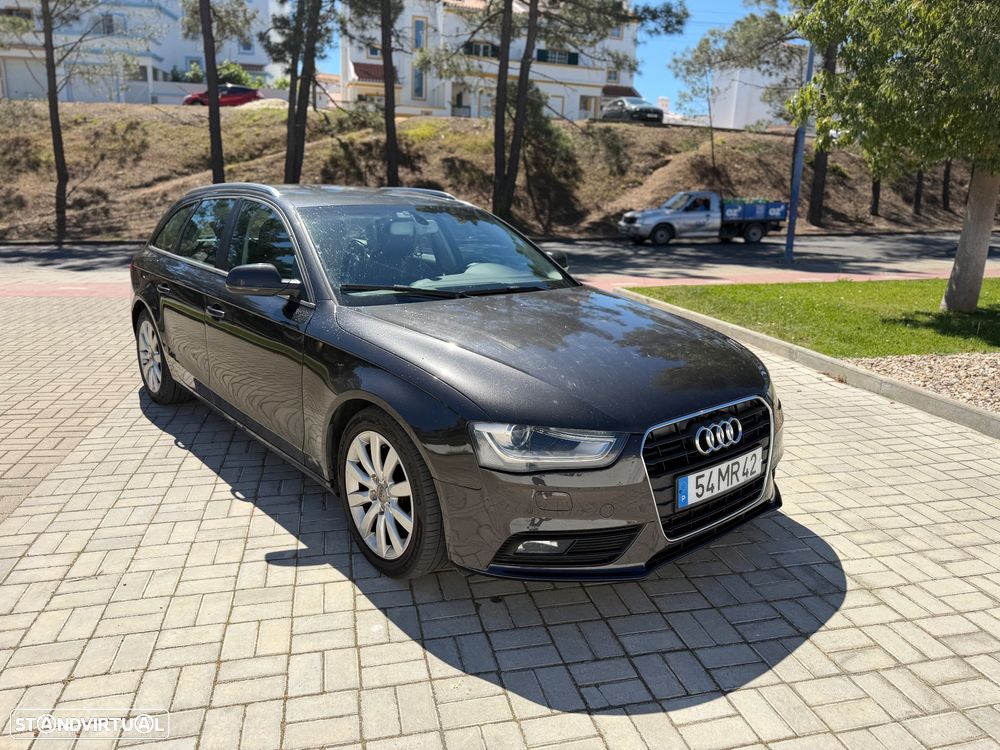 Audi A4 Avant 2.0 TDI Business Line - 1