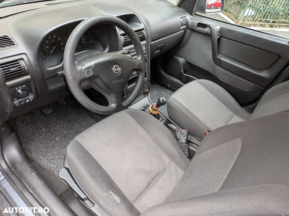 Opel Astra - 9