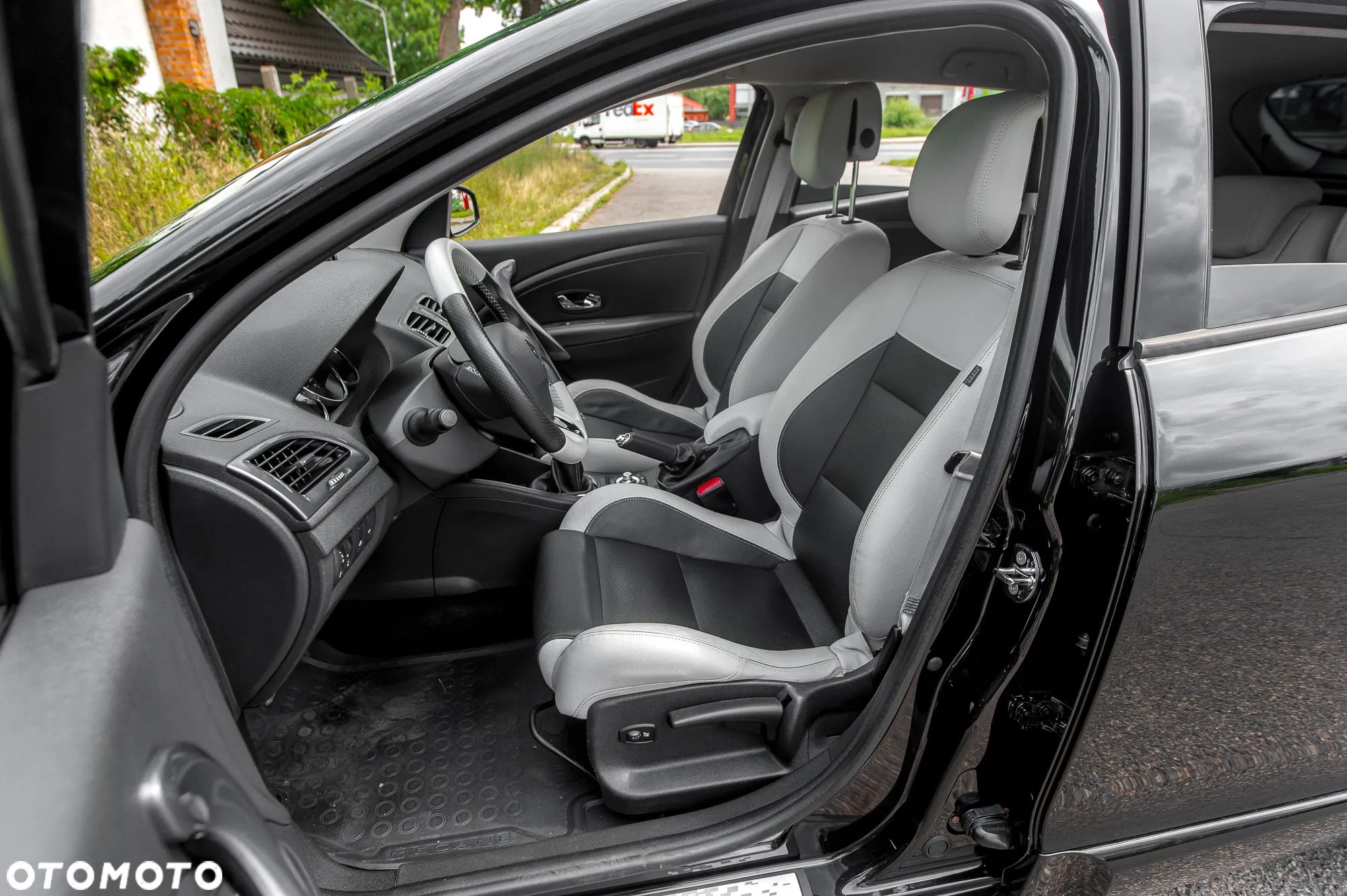 Renault Megane TCe 190 Start & Stop GT - 6