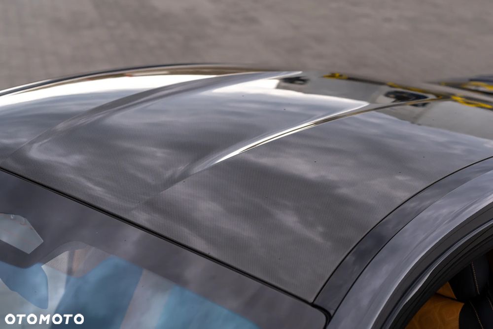BMW M8 Competition - 32