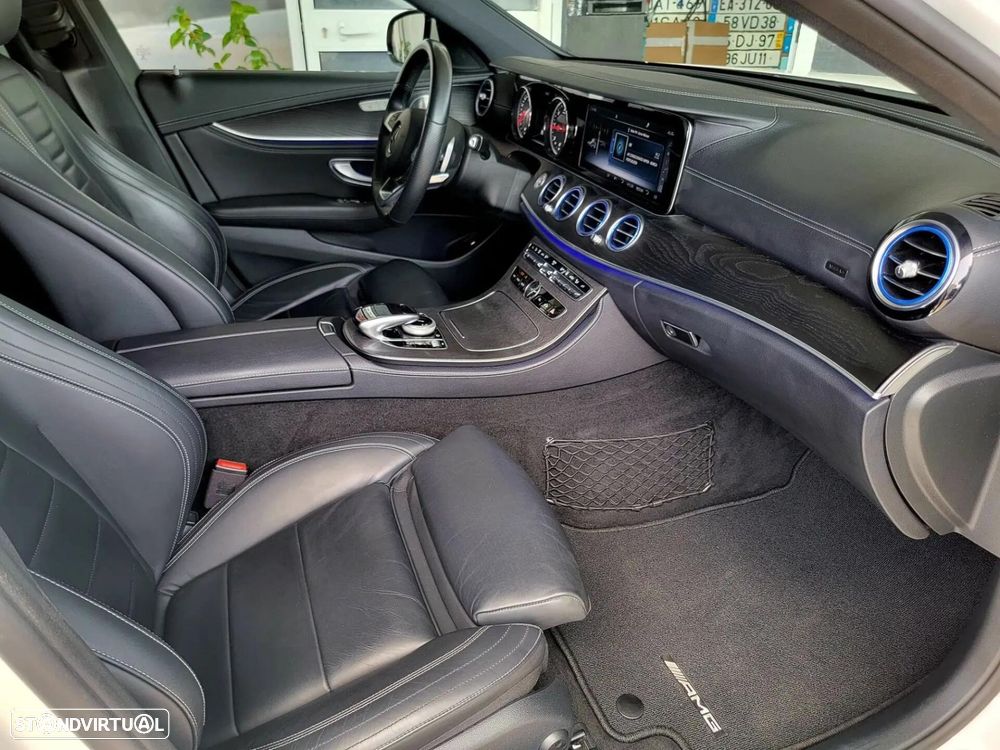 Mercedes-Benz E 220 d AMG Line - 37