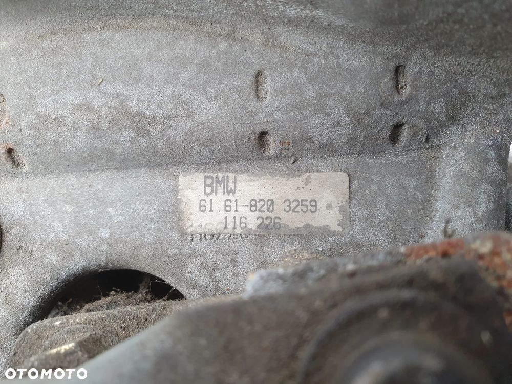 BMW 3 E36 CABRIO 8203259 MECHANIZM WYCIERACZEK PRZÓD - 4