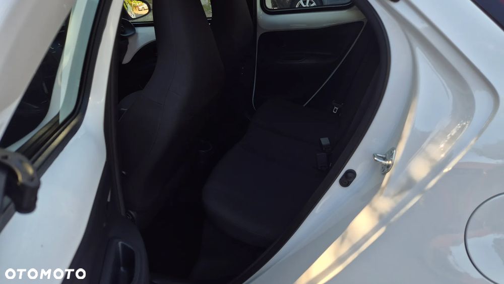 Toyota Aygo X S-CVT Air Prestige - 13