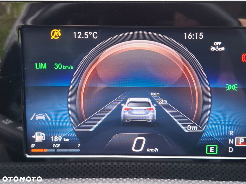 Mercedes-Benz CLA 180 mHEV Progressive 7G-DCT - 24