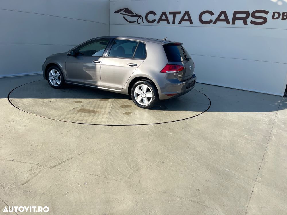 Volkswagen Golf 1.2 TSI BMT Comfortline - 10