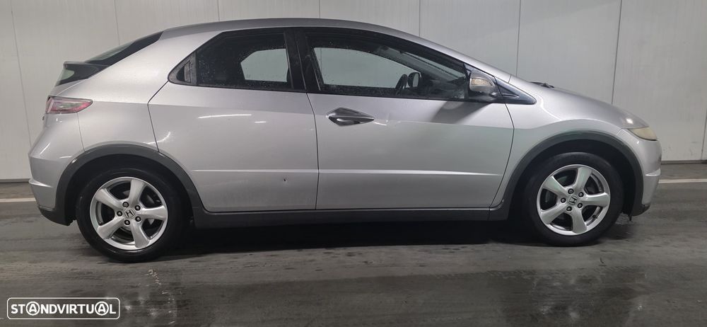 Honda Civic 1.4 i-VTEC Sport Edition - 28