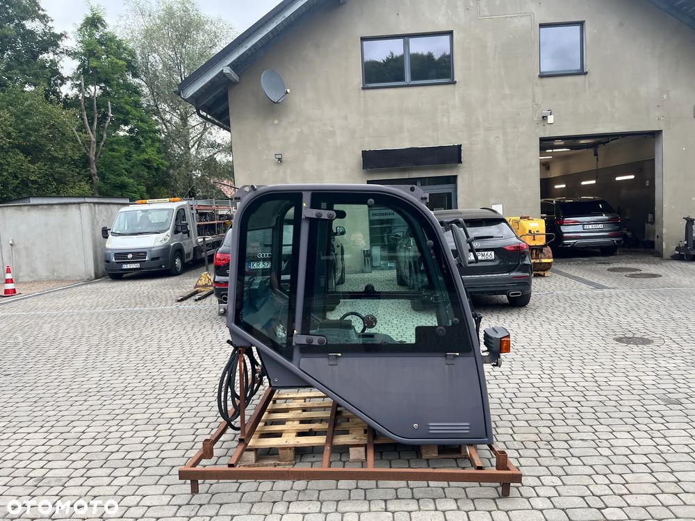KABINA KOPARKA ŁADOWARKA TEREX KOBELCO SCHAFFER TEREX YANMAR SK34 12194netto - 4
