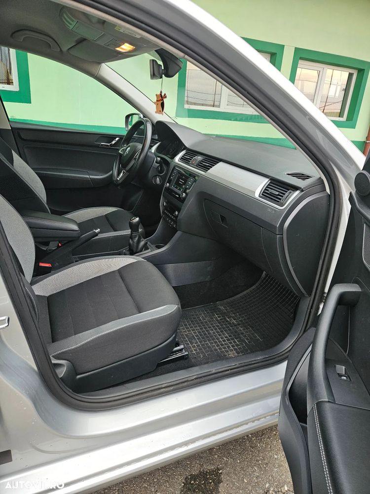 Skoda RAPID 1.2 TSI Ambition - 20