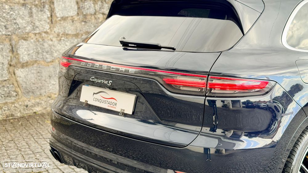 Porsche Cayenne S Tiptronic S - 25