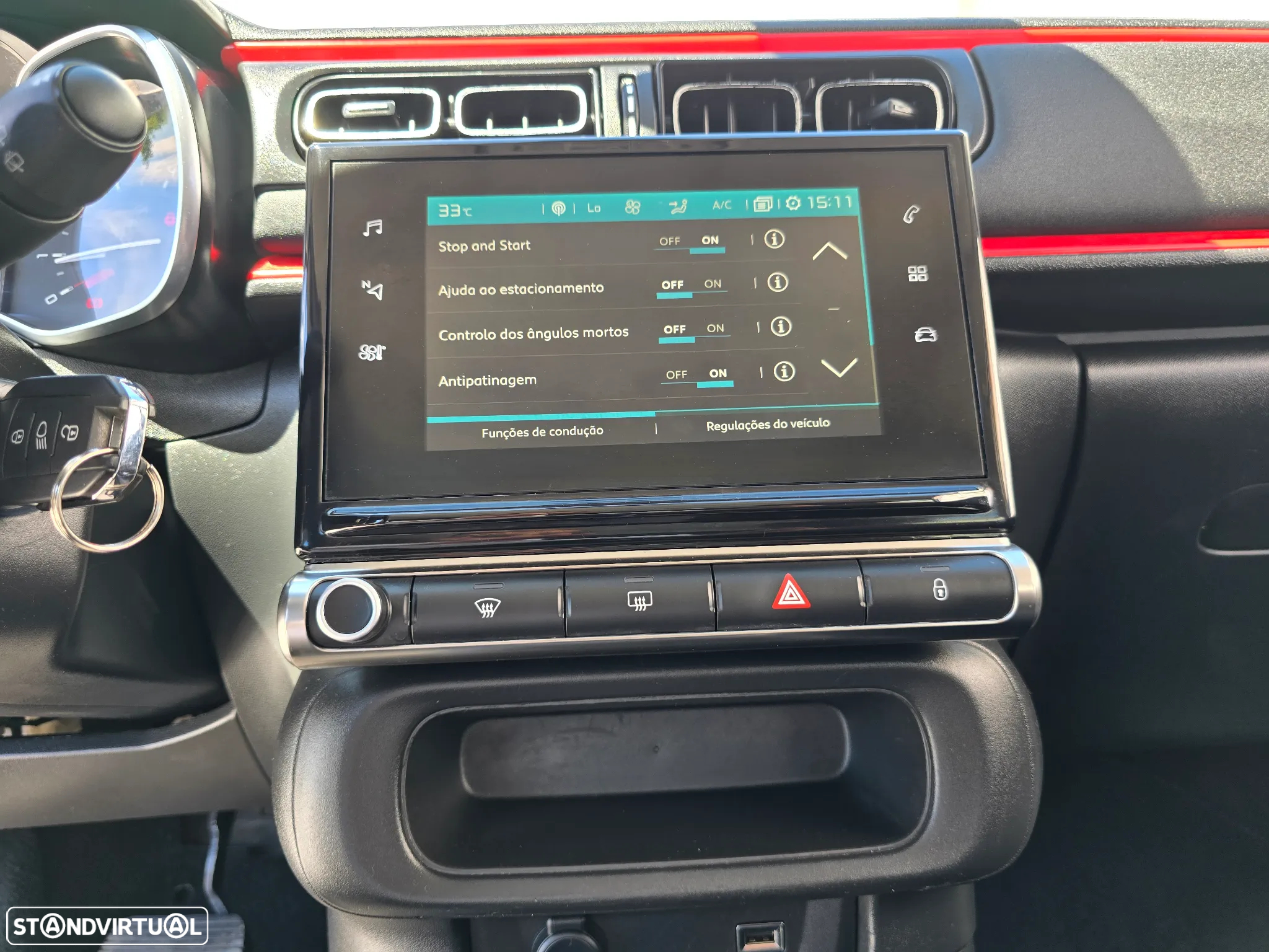 Citroën C3 1.2 PureTech Shine EAT6 - 28