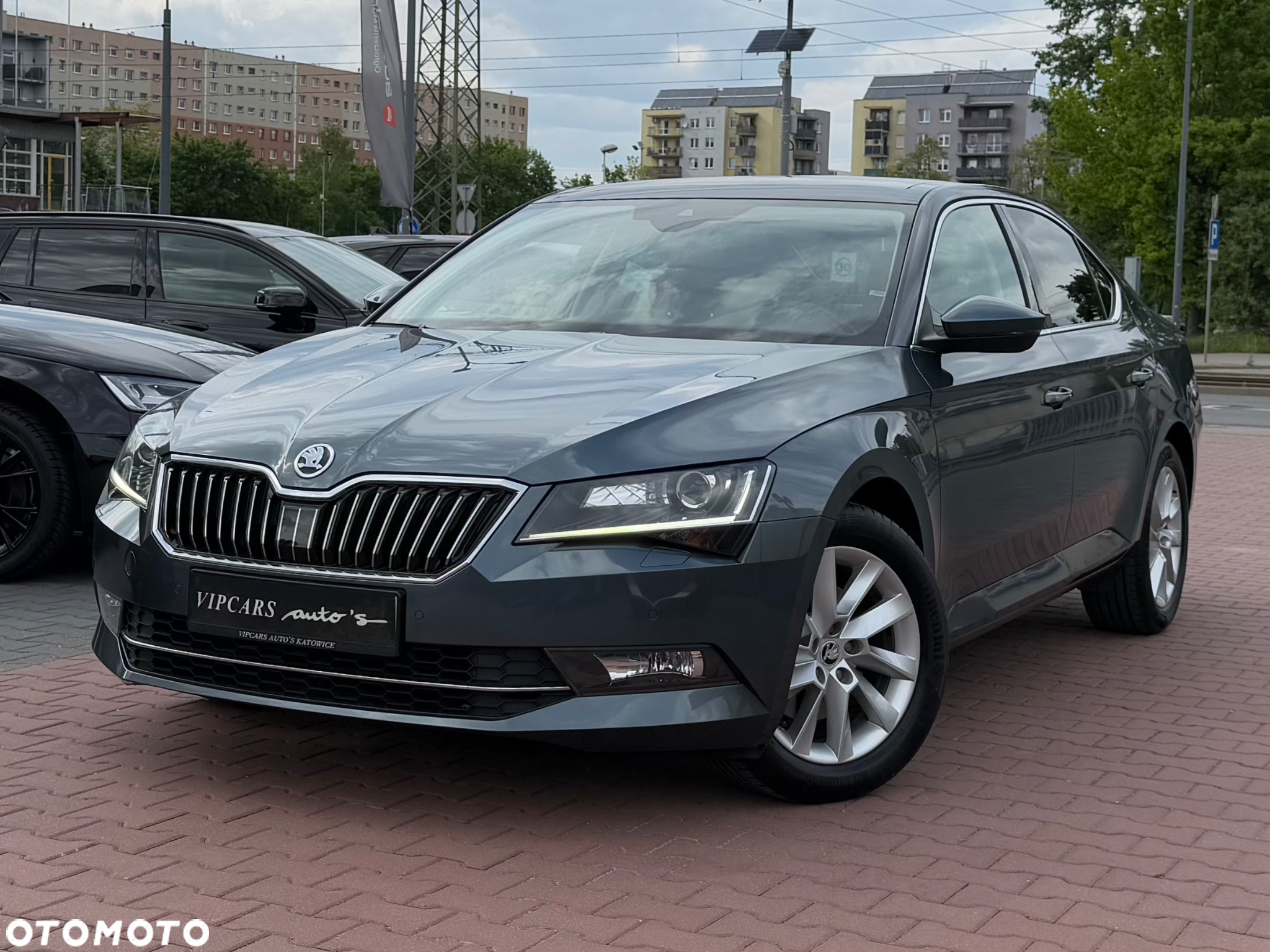 Skoda Superb 1.6 TDI Style DSG - 4