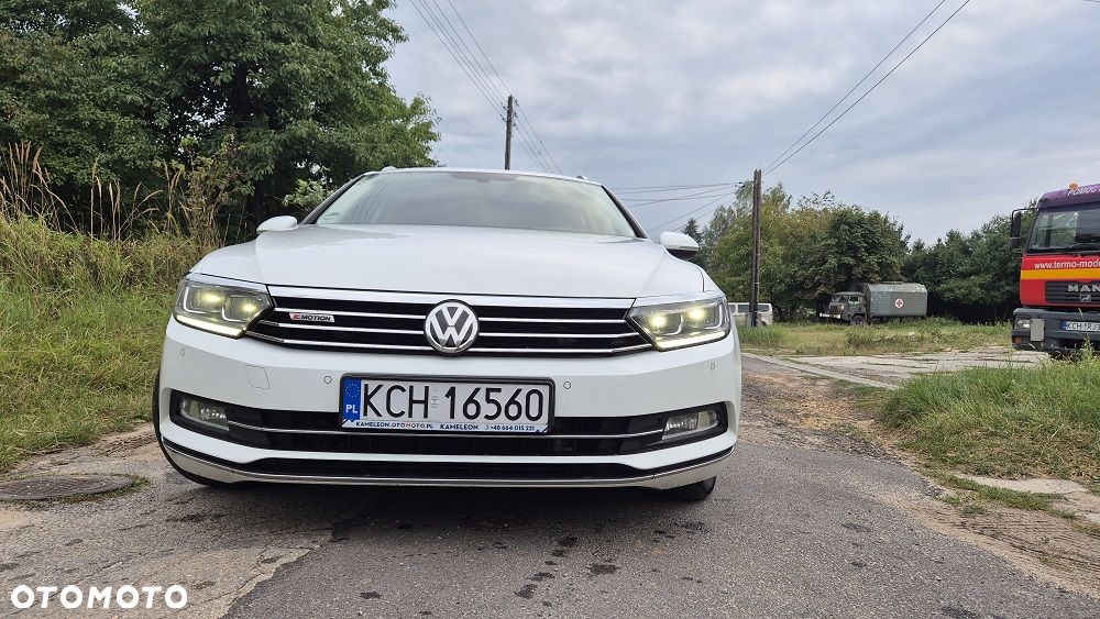 Volkswagen Passat - 15