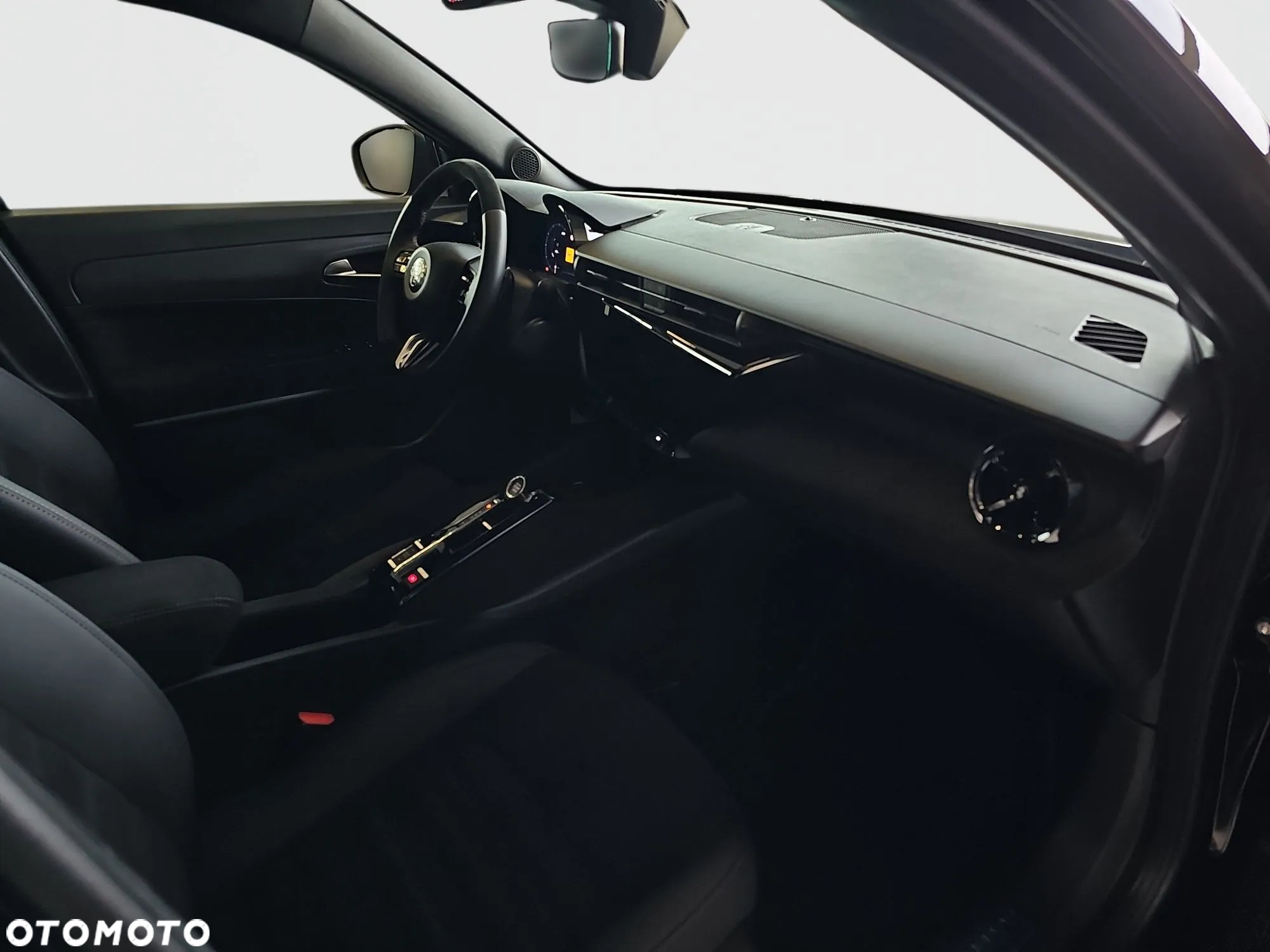 Alfa Romeo Junior 1.2 mHEV Ibrida Intensa eDCT - 15