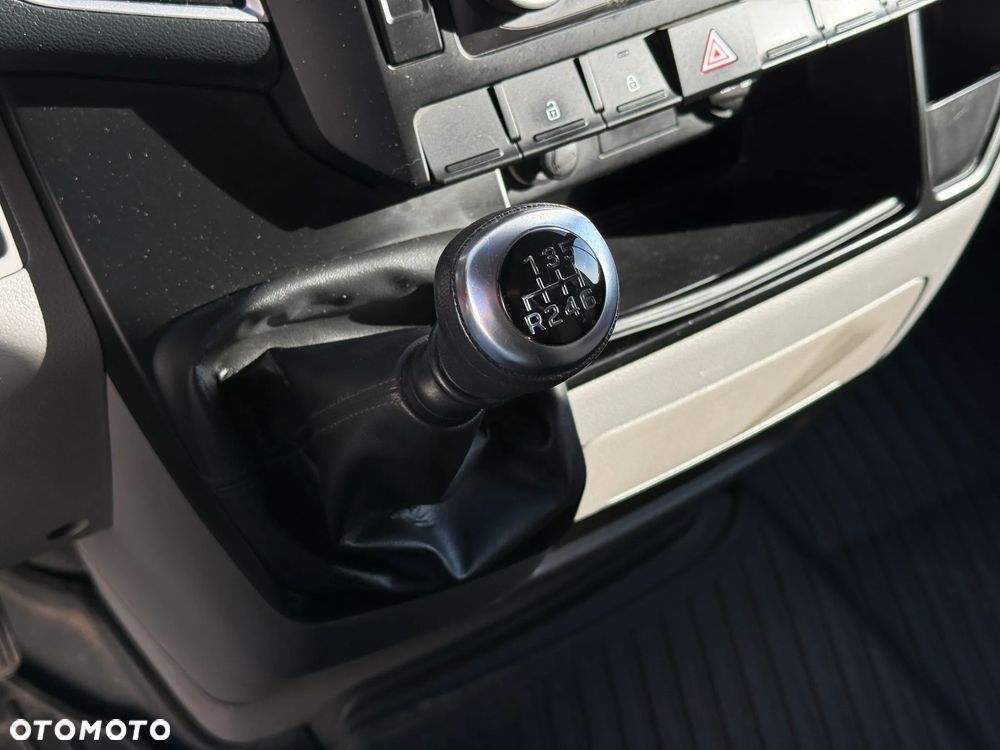 Hyundai H350 - 17