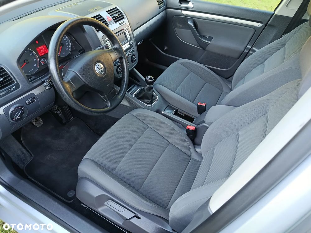 Volkswagen Golf 1.6 United - 9
