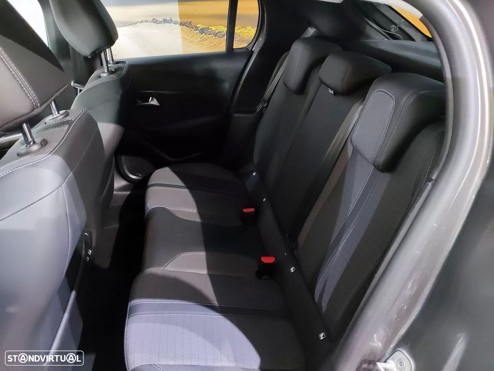 Peugeot 208 PureTech 100 Style - 19