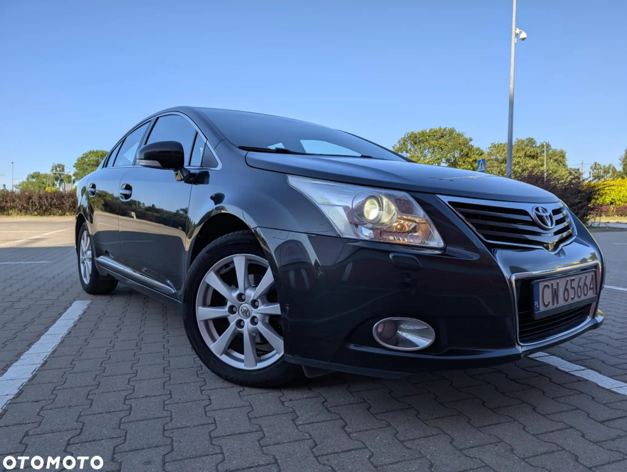 Toyota Avensis 2.0 D-4D Sol plus - 3