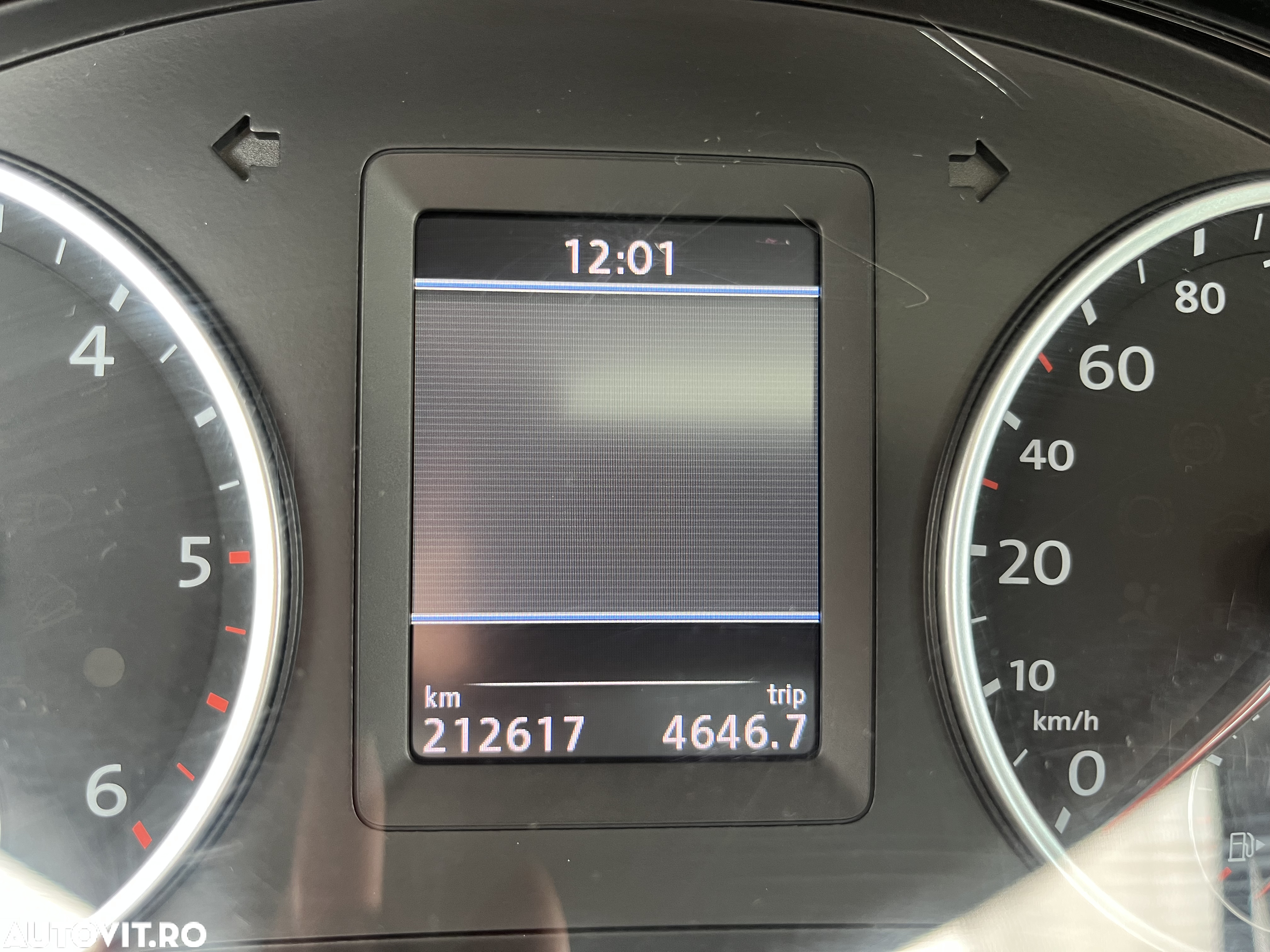 Volkswagen Tiguan 2.0 TDI 4Motion DSG Sport & Style - 25