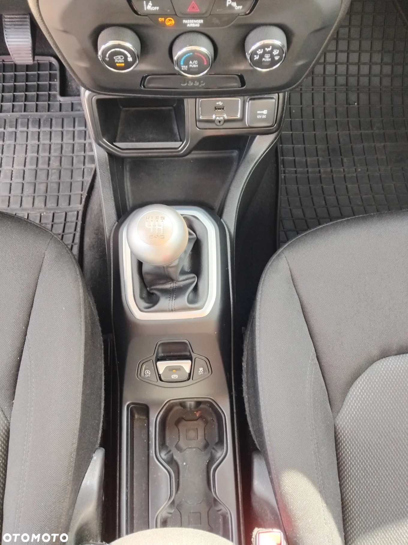 Jeep Renegade 1.0 GSE T3 Turbo Longitude FWD S&S - 16