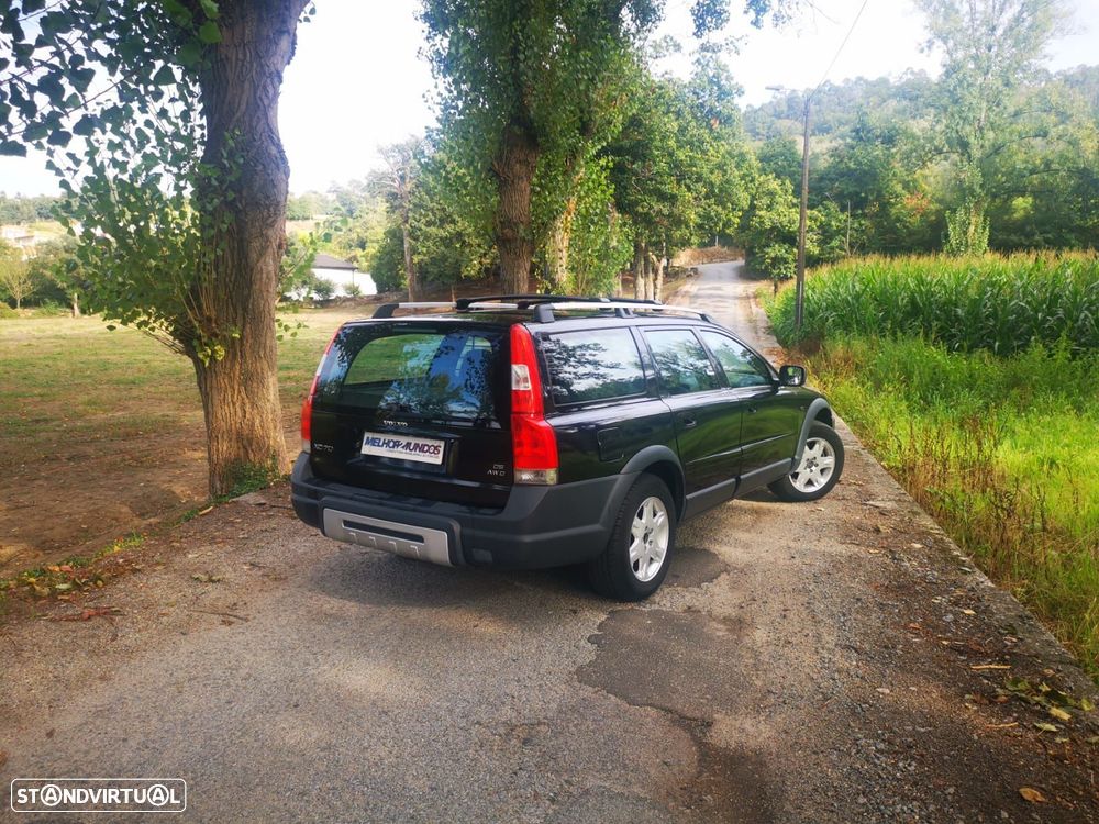 Volvo XC 70 D5 Nivel 2 Auto. - 4