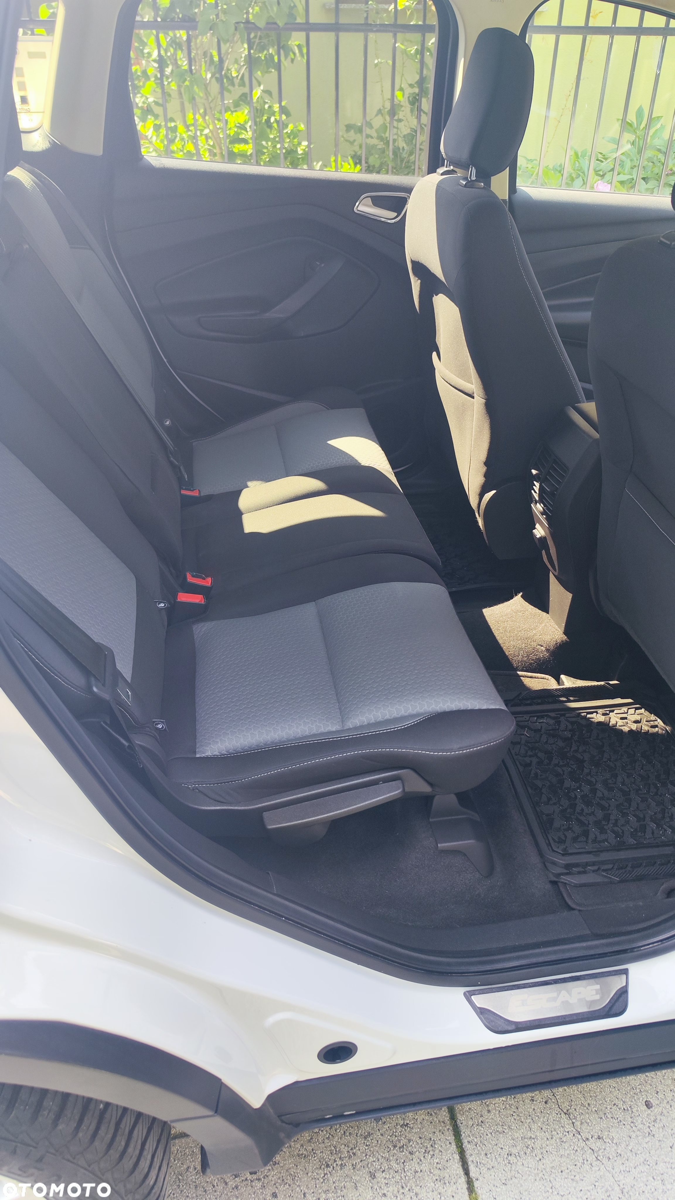 Ford Escape 1.5 EcoBoost AWD SE - 14