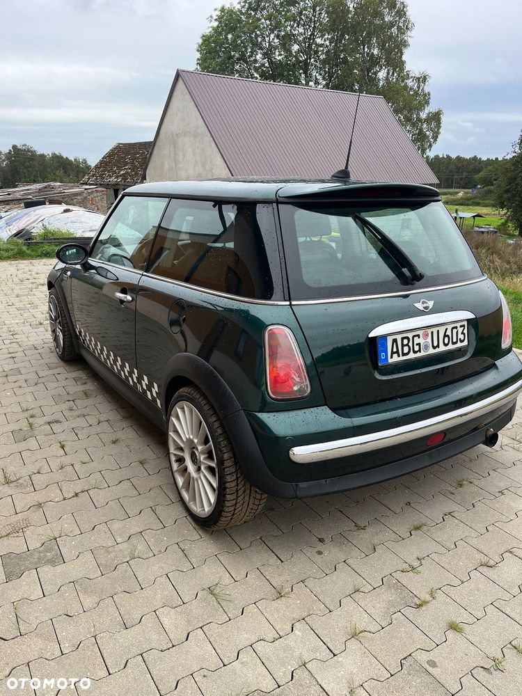 MINI ONE D - 7