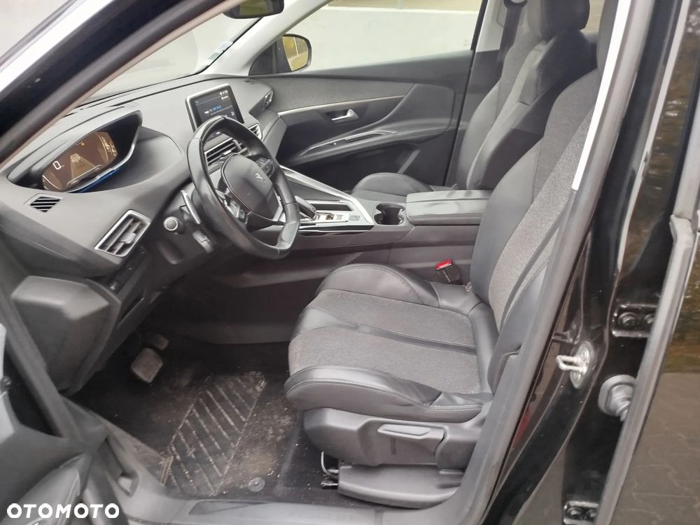 Peugeot 3008 - 22