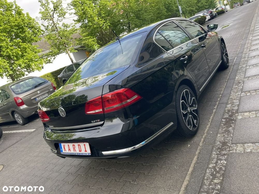 Volkswagen Passat - 6