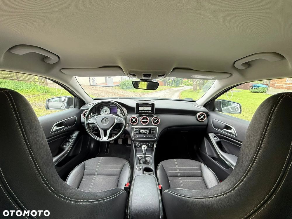 Mercedes-Benz Klasa A 180 (BlueEFFICIENCY) - 21