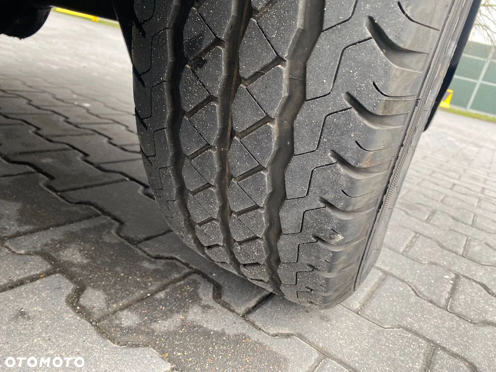 Volkswagen Crafter - 11