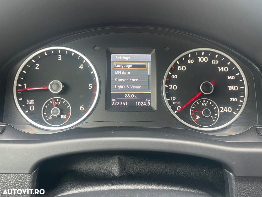 Volkswagen Tiguan - 13